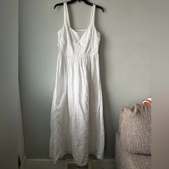 NWOT Lorinda Maxi Dress White - Picture 4 of 9